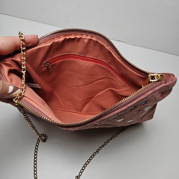 Embroidered Velvet Zip Top Pouch Purse Chainlink Shoulder Strap Mauve Pink - Picture 5 of 7